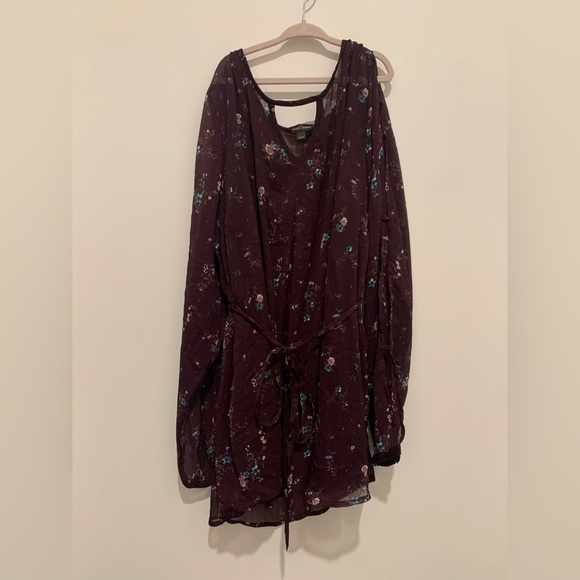 Stork and babe long sleeve sheer dark purple shirt with flowers. Size xl - Picture 3 of 4